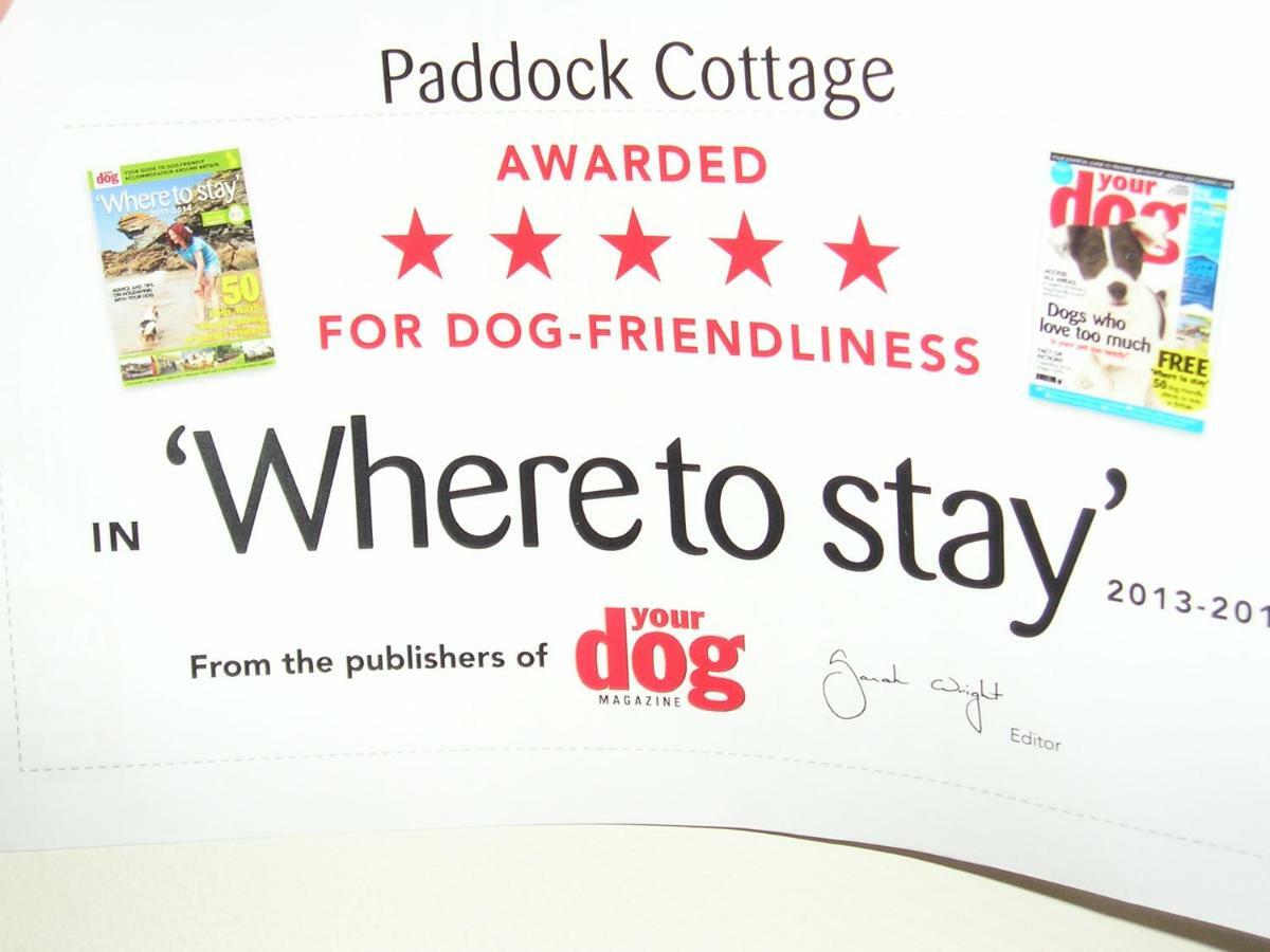 Award Winning Pet Friendly Paddock Cottage Whitby Exterior foto